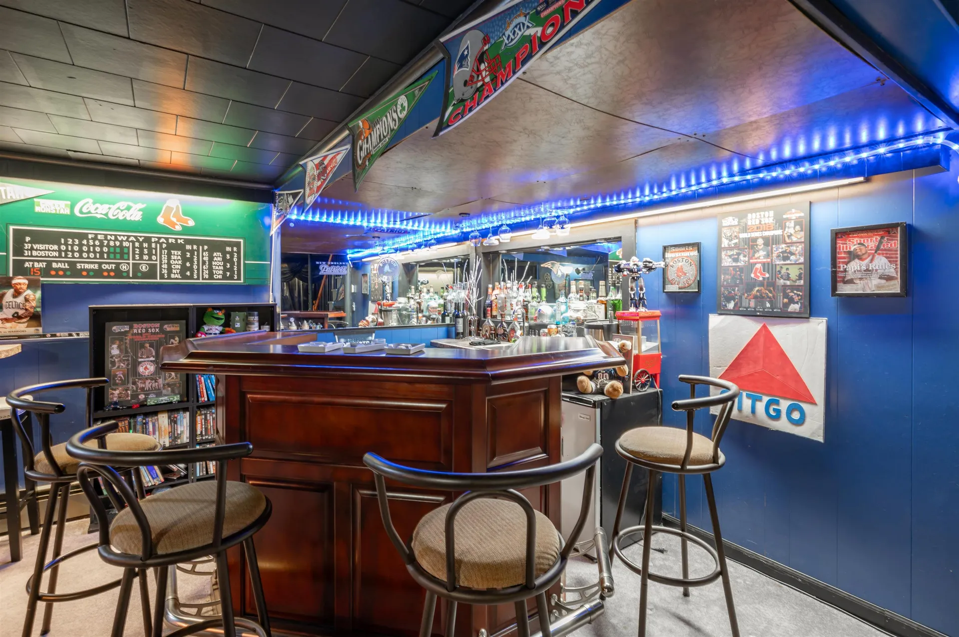 10 Glenwood Avenue Manchester NH 03102