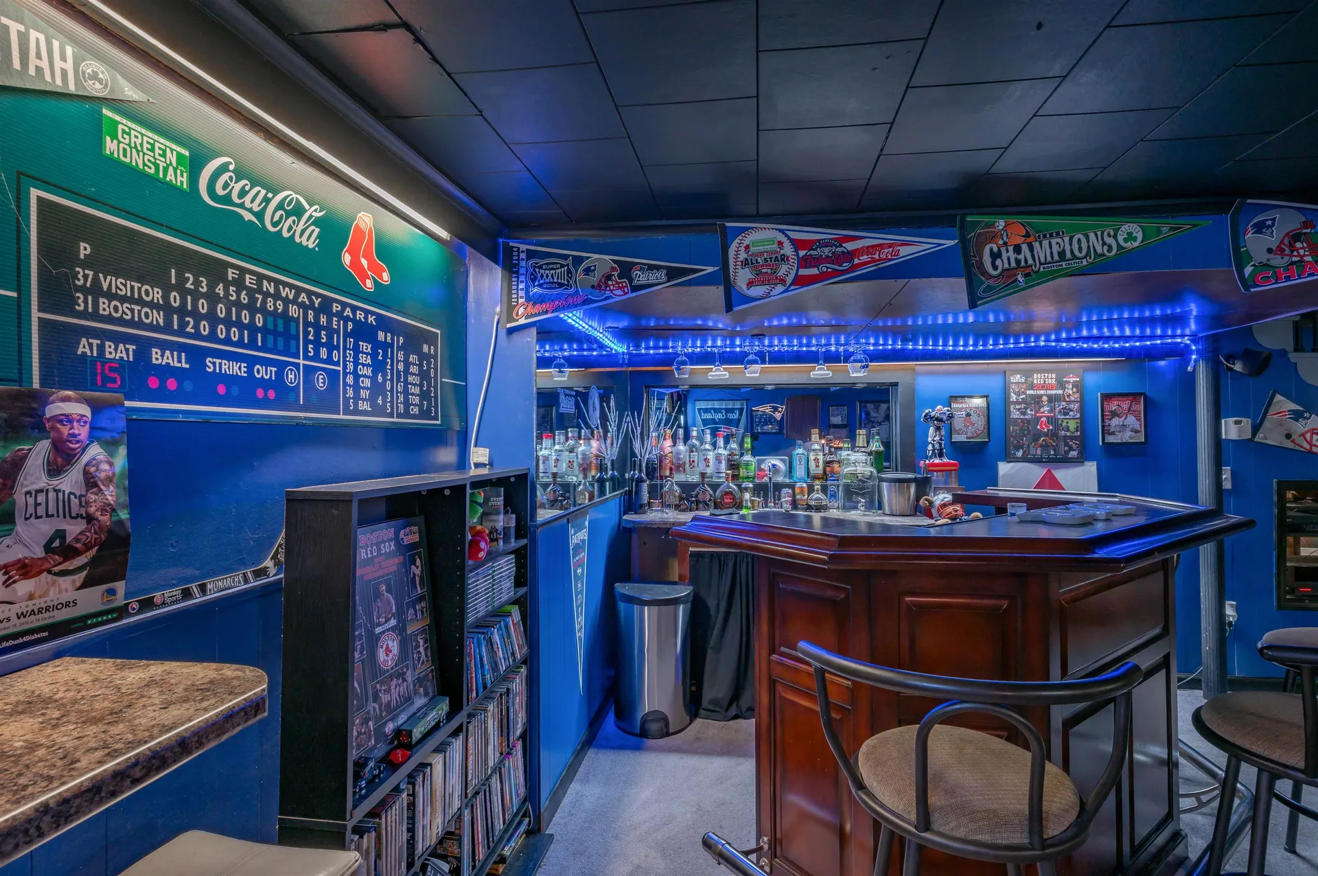 10 Glenwood Avenue Manchester NH 03102