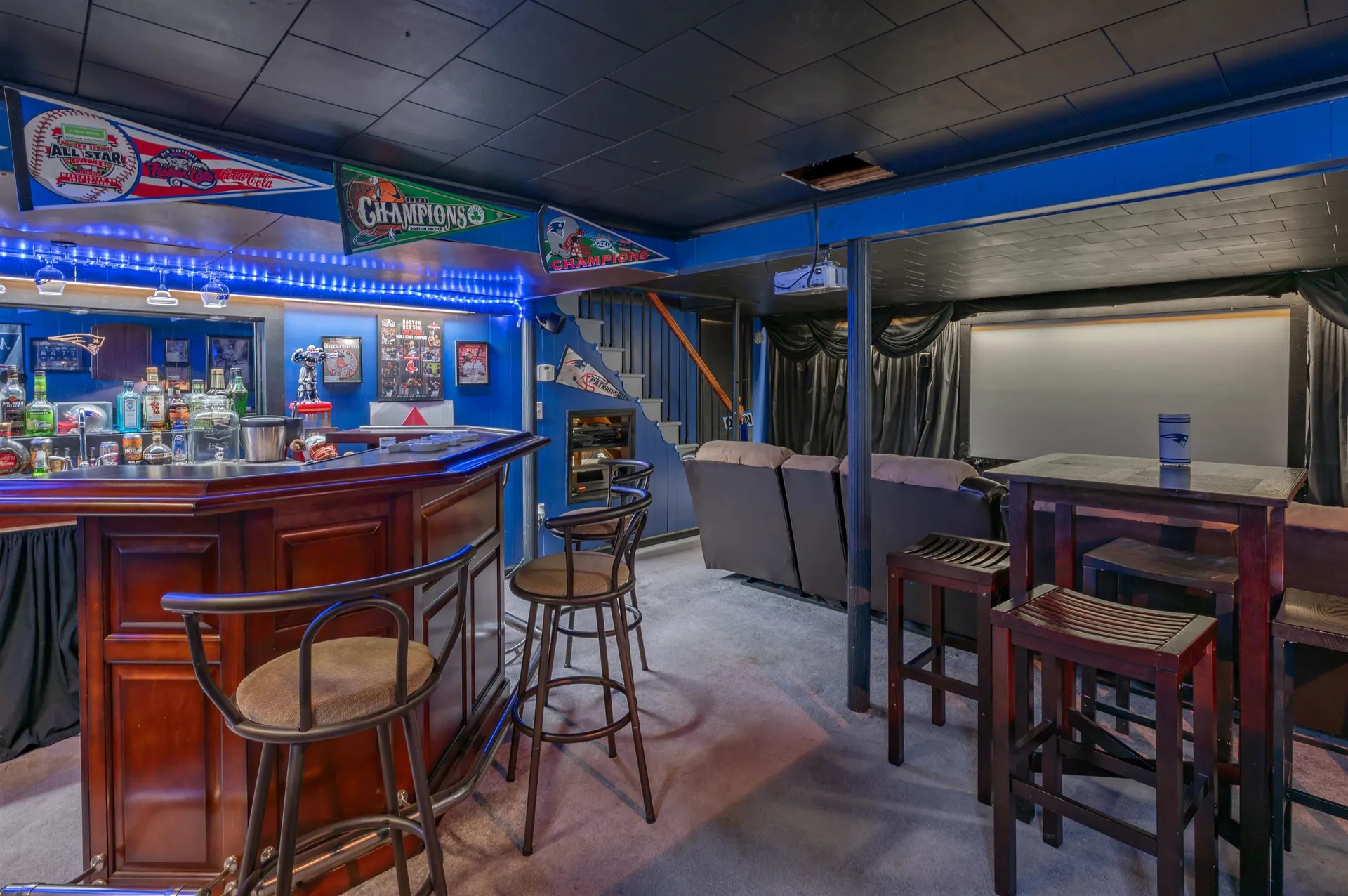 10 Glenwood Avenue Manchester NH 03102