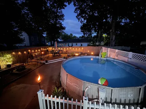 10 Glenwood Avenue Manchester NH 03102