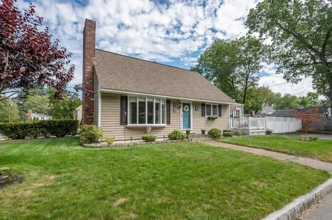 10 Glenwood Avenue Manchester NH 03102