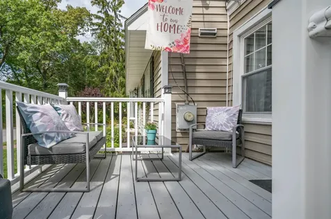 10 Glenwood Avenue Manchester NH 03102