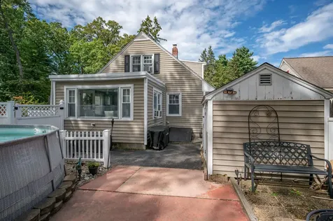 10 Glenwood Avenue Manchester NH 03102