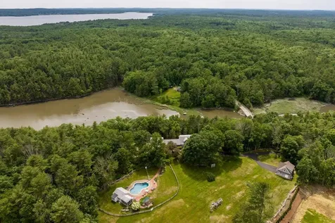 367 Durham Point Road Durham NH 03824