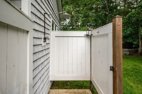 367 Durham Point Road Durham NH 03824