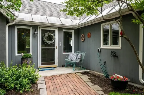 367 Durham Point Road Durham NH 03824