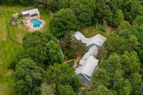 367 Durham Point Road Durham NH 03824