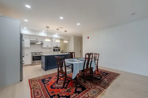 10 Sally Sweets Way Salem NH 03079