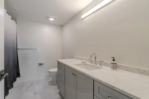 10 Sally Sweets Way Salem NH 03079