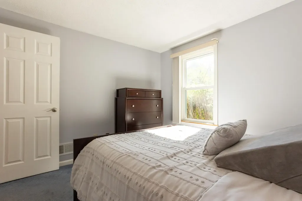 319 Fox Run Road Hudson NH 03051