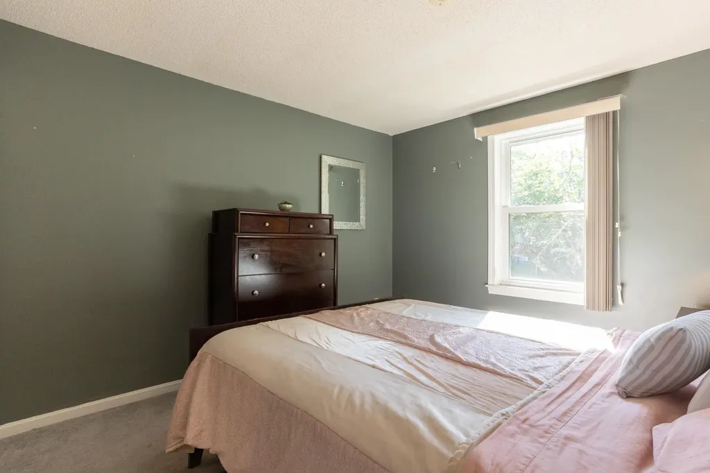 319 Fox Run Road Hudson NH 03051