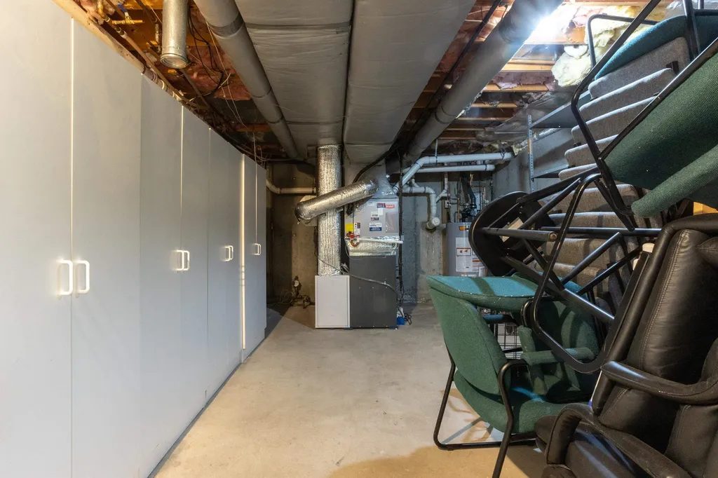 319 Fox Run Road Hudson NH 03051