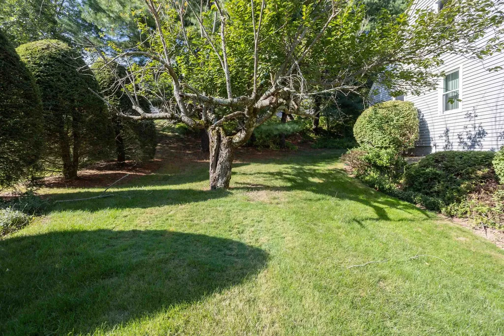 319 Fox Run Road Hudson NH 03051