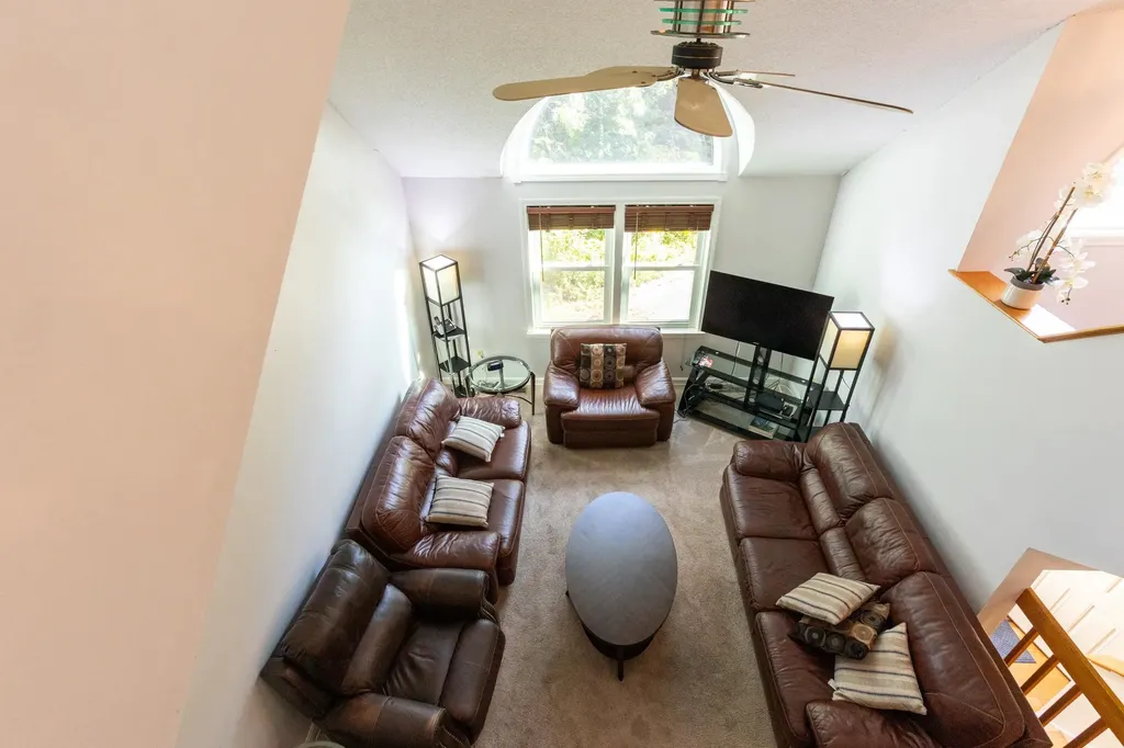 319 Fox Run Road Hudson NH 03051