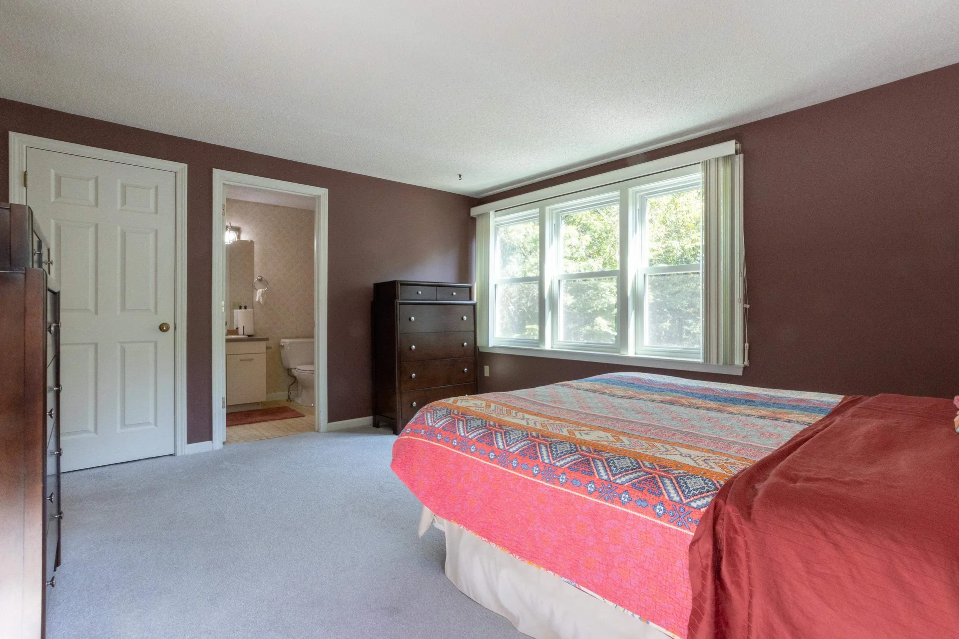 319 Fox Run Road Hudson NH 03051