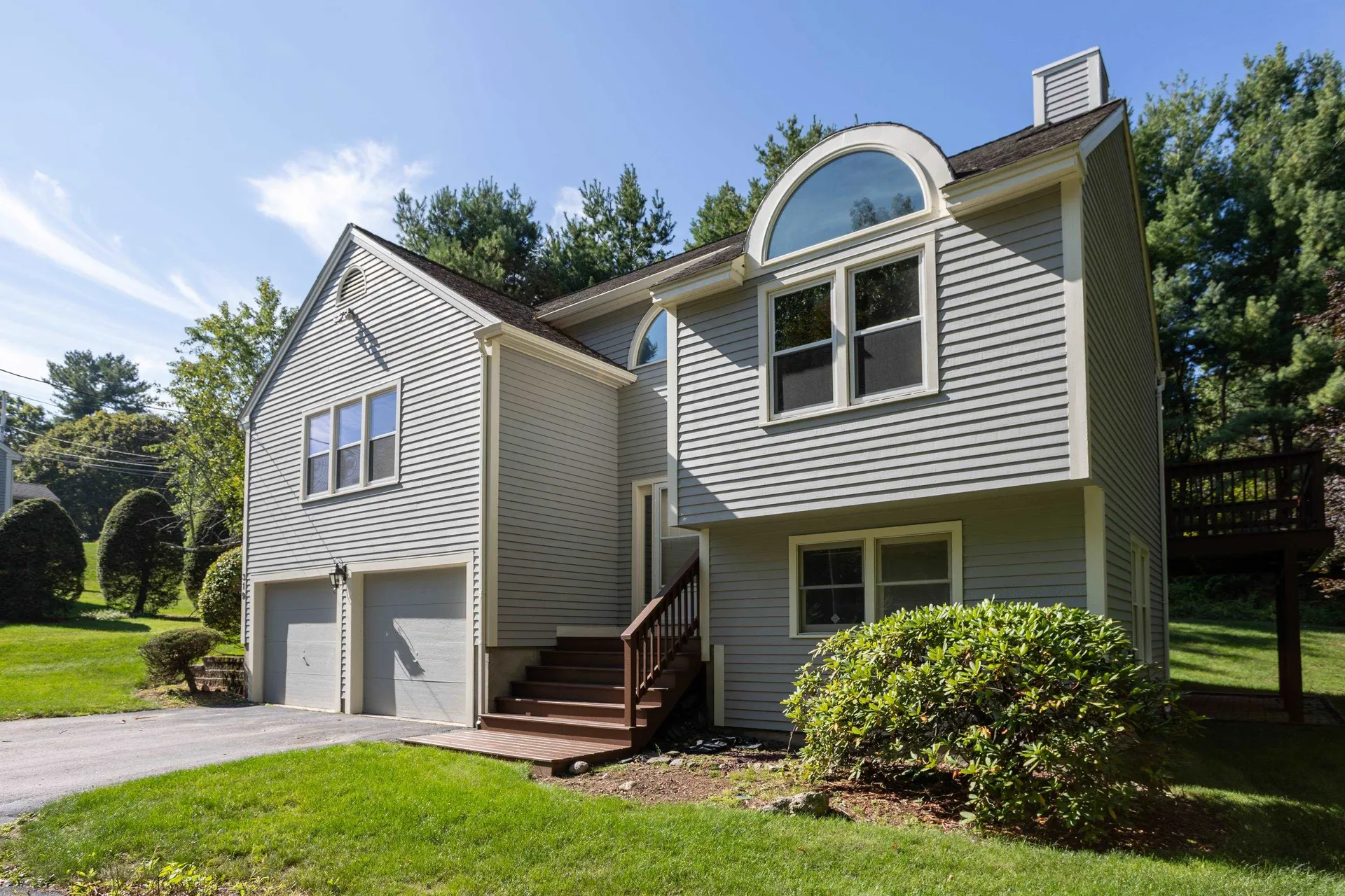 319 Fox Run Road Hudson NH 03051