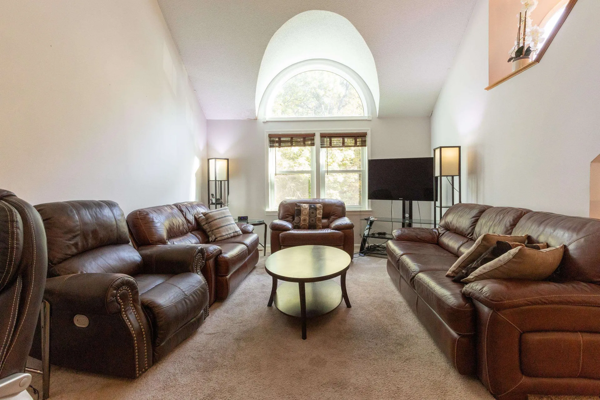 319 Fox Run Road Hudson NH 03051