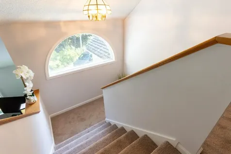 319 Fox Run Road Hudson NH 03051