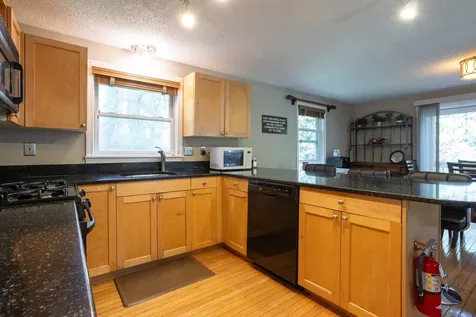 319 Fox Run Road Hudson NH 03051