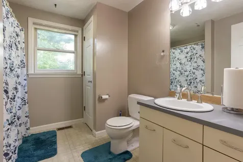 319 Fox Run Road Hudson NH 03051