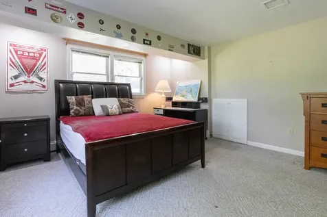 319 Fox Run Road Hudson NH 03051