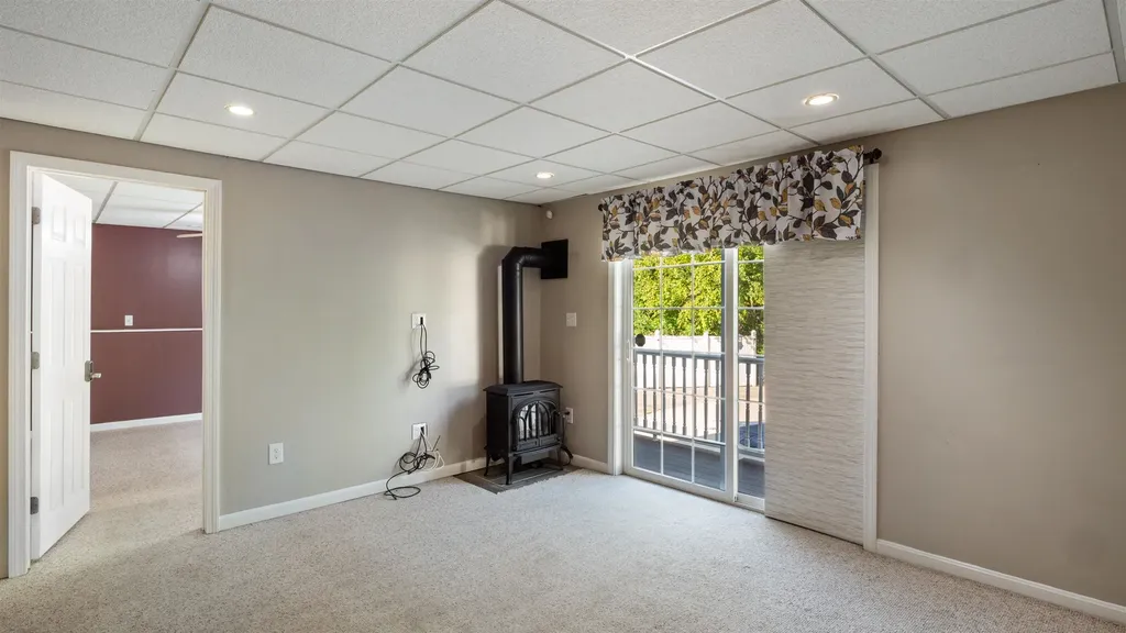 25 Cottonwood Road Plaistow NH 03865