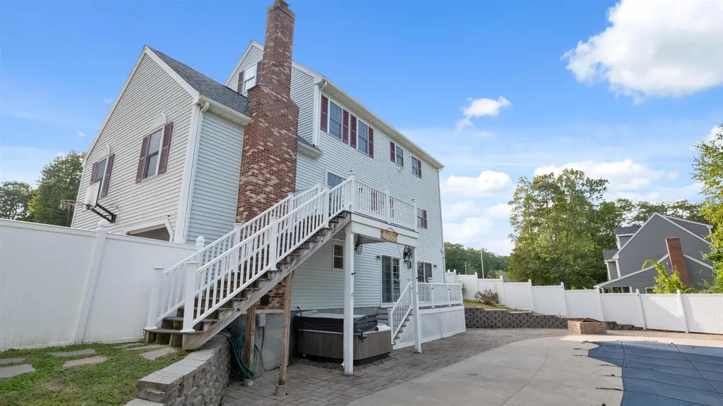 25 Cottonwood Road Plaistow NH 03865