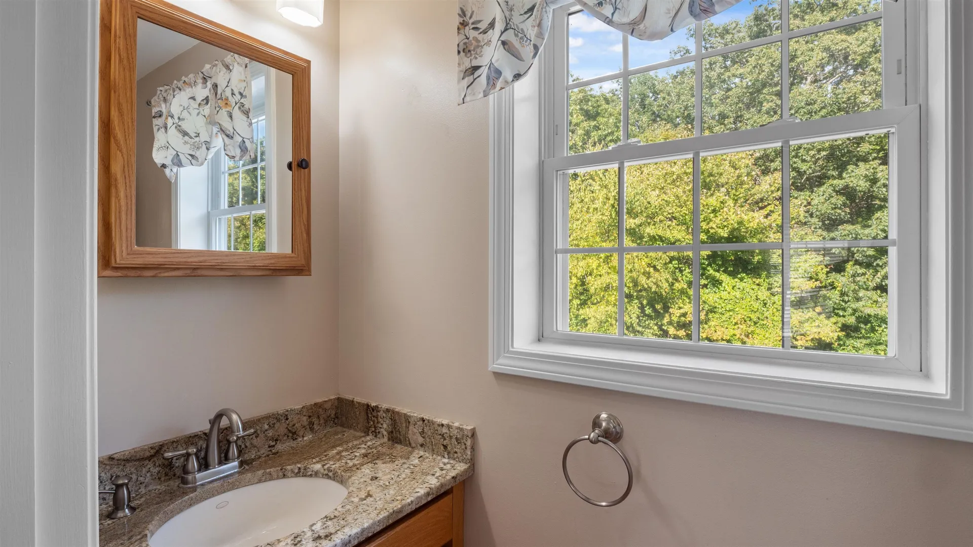 25 Cottonwood Road Plaistow NH 03865