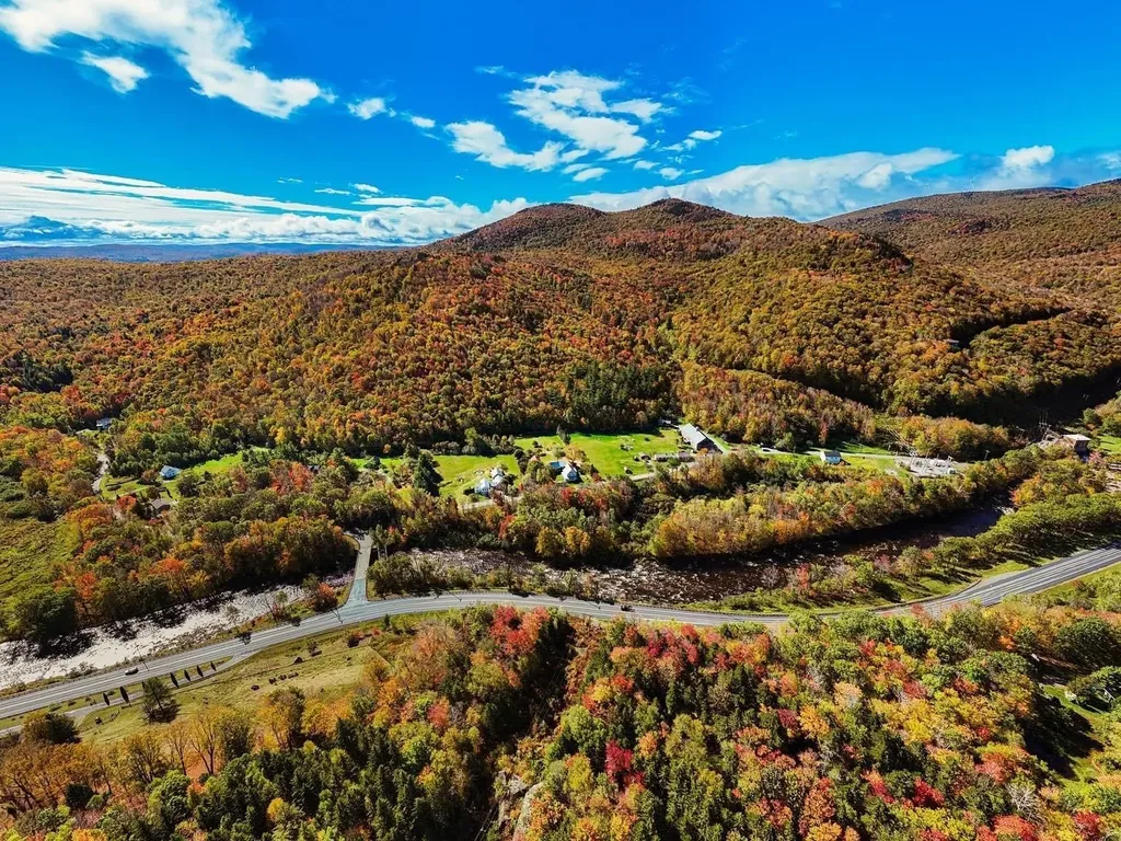 18 New England Power Road Wilmington VT 05363