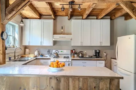 18 New England Power Road Wilmington VT 05363