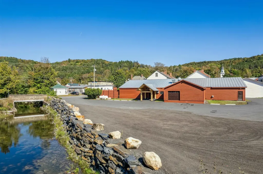 1 Maple Avenue Chelsea VT 05038