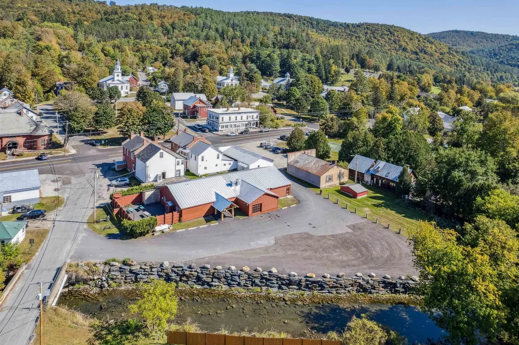 1 Maple Avenue Chelsea VT 05038