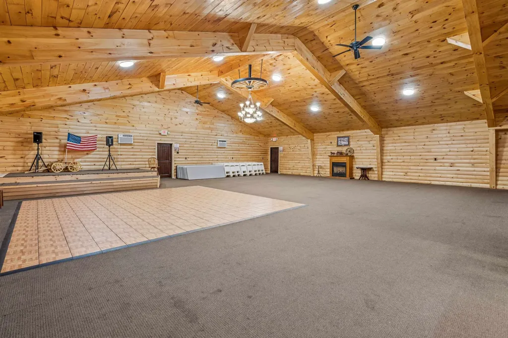 1 Maple Avenue Chelsea VT 05038