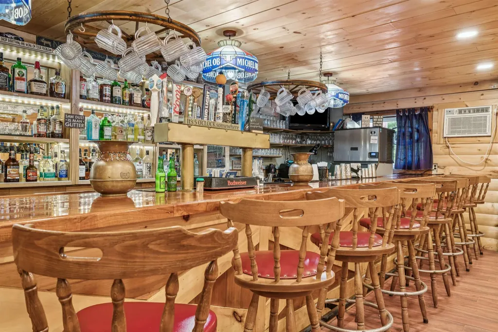 1 Maple Avenue Chelsea VT 05038