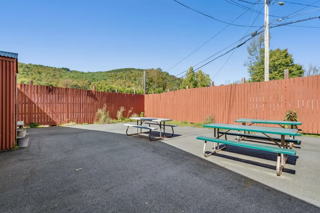 1 Maple Avenue Chelsea VT 05038