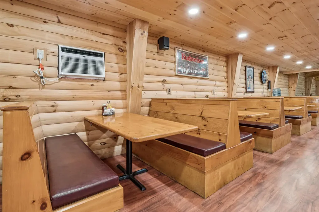 1 Maple Avenue Chelsea VT 05038