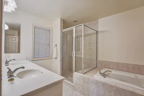 57 Old Bay Road New Castle NH 03854