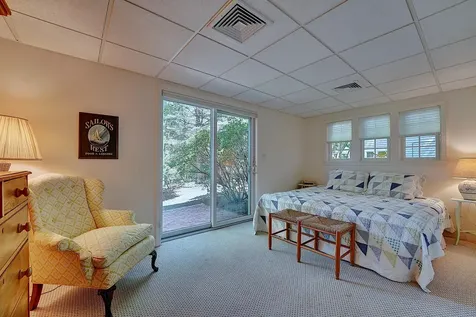 57 Old Bay Road New Castle NH 03854