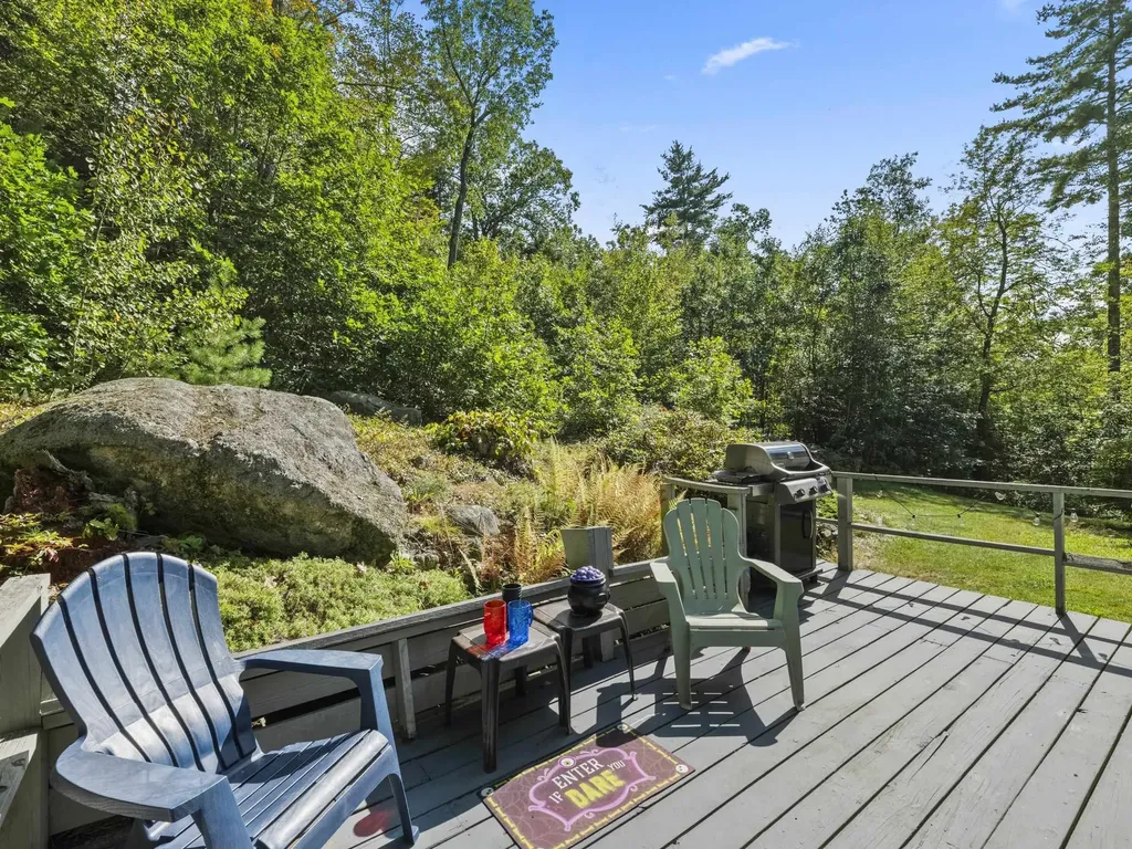 64 Lyndeborough Road Amherst NH 03031