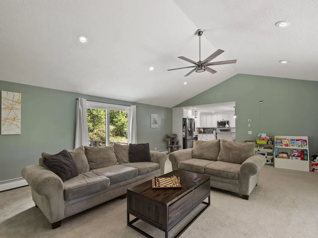 64 Lyndeborough Road Amherst NH 03031