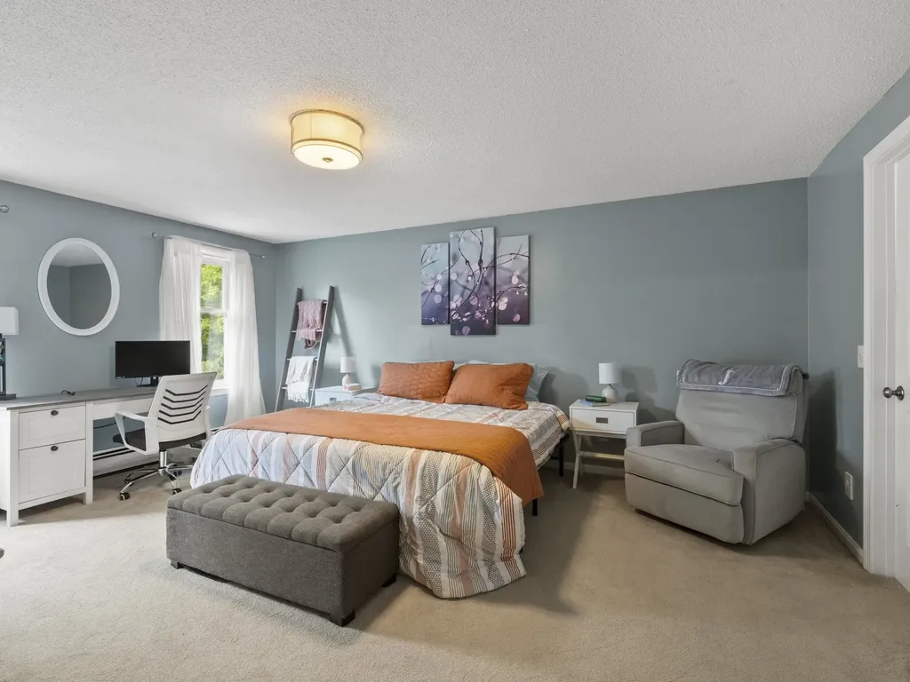 64 Lyndeborough Road Amherst NH 03031