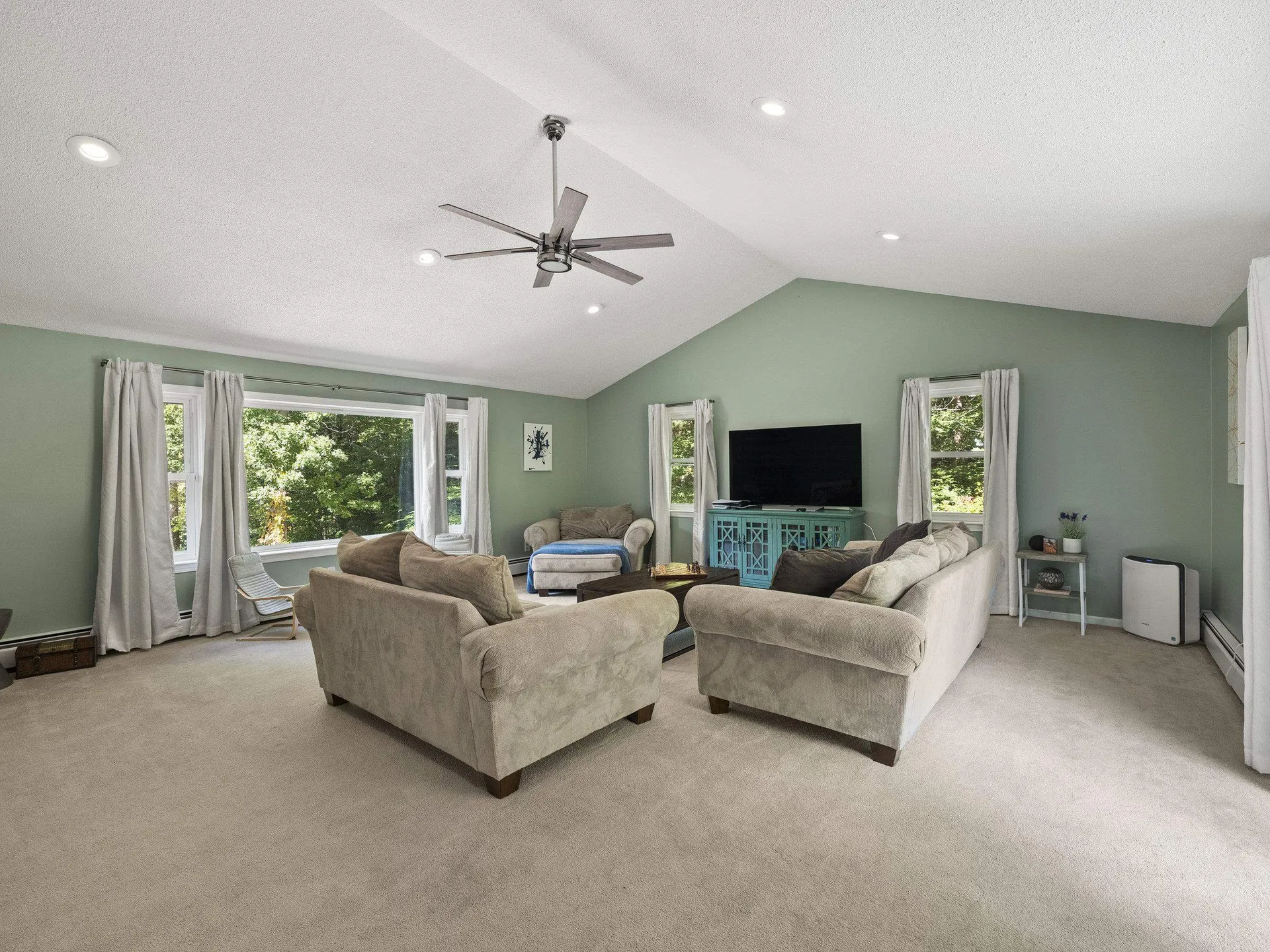 64 Lyndeborough Road Amherst NH 03031