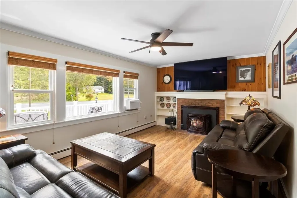 1555 East Arlington Road Arlington VT 05250