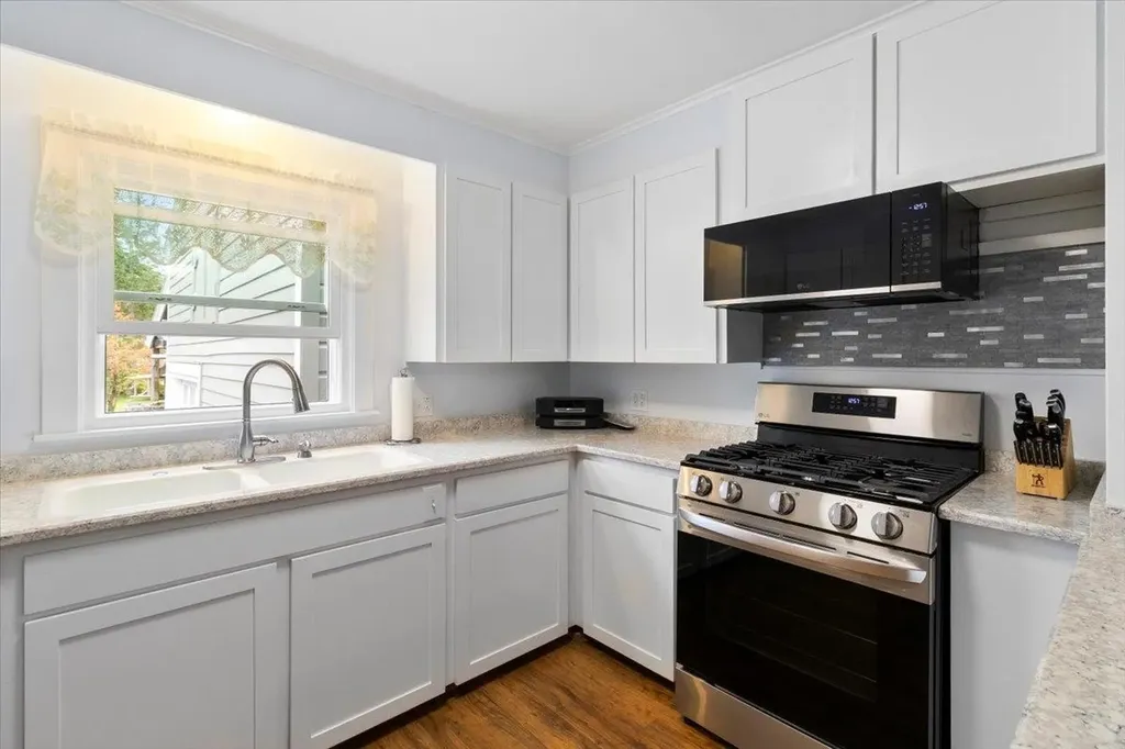 1555 East Arlington Road Arlington VT 05250