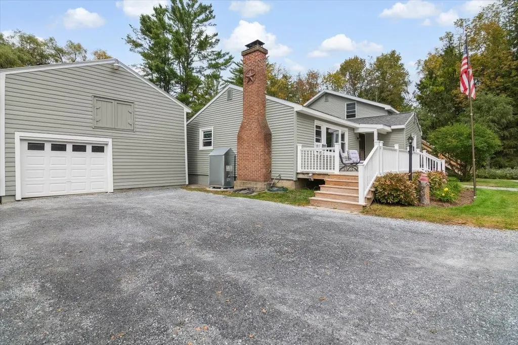 1555 East Arlington Road Arlington VT 05250