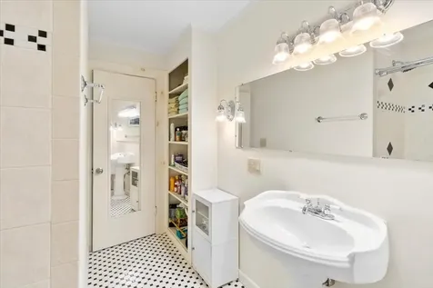 1555 East Arlington Road Arlington VT 05250