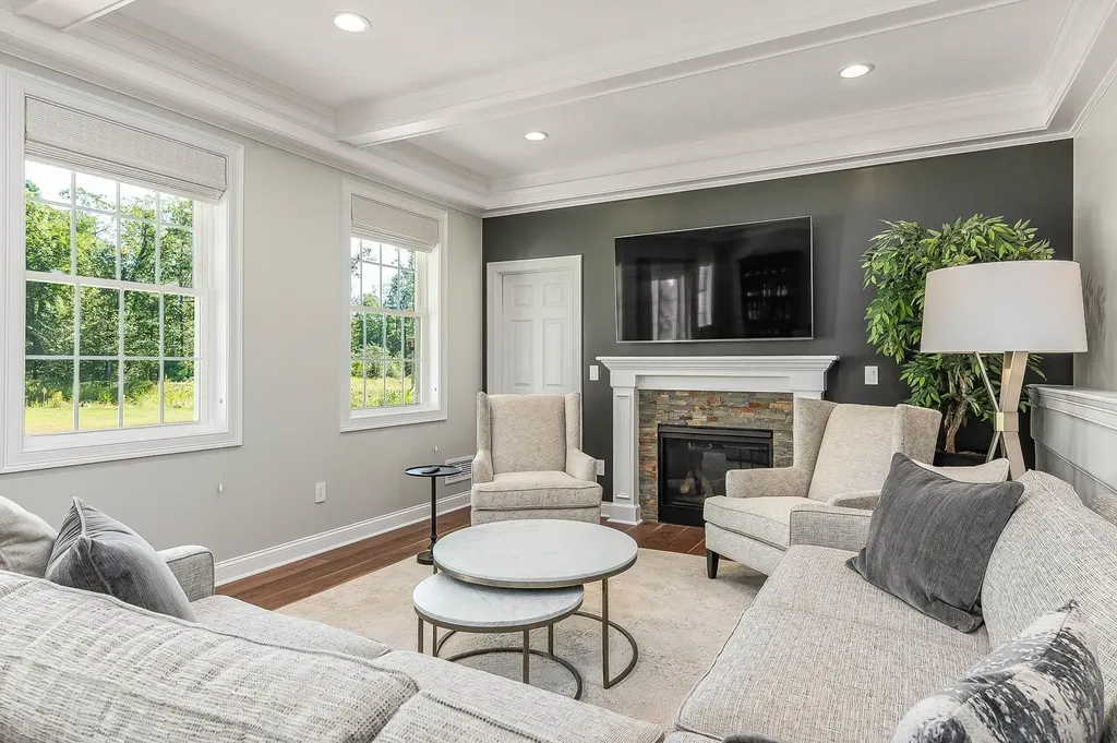 31 Cypress Circle Exeter NH 03833