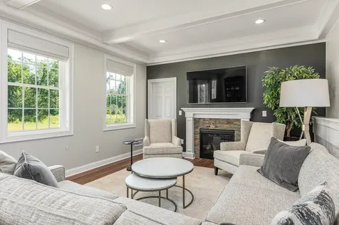 31 Cypress Circle Exeter NH 03833