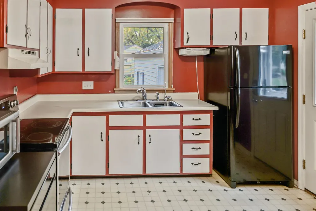 16 Seneca Avenue Essex Junction VT 05452