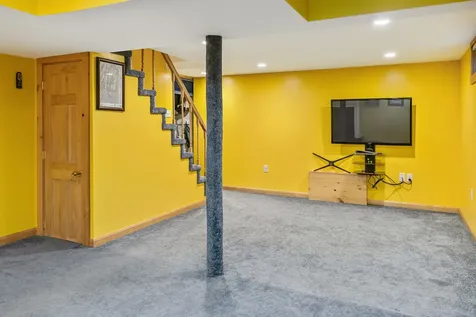 16 Seneca Avenue Essex Junction VT 05452